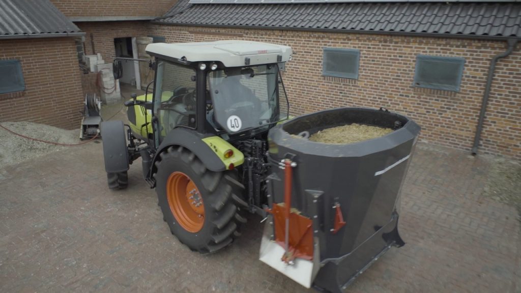 VDW Tractor-Mounted Mini Mixer: Image 2